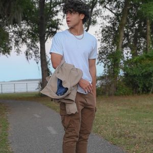 Meet your Posher, Tyler